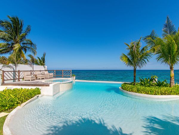 Jamaica Home 979582