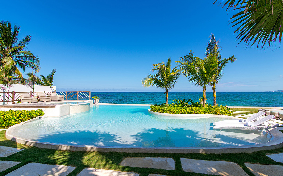 Jamaica Home 979582