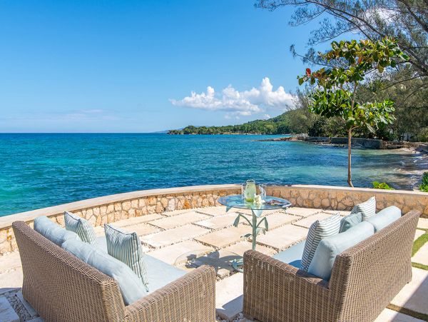 Jamaica Home 979582