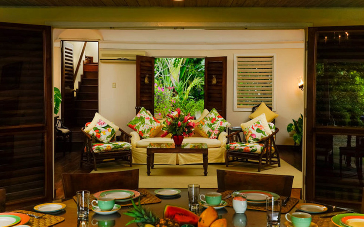 Jamaica Home 979585