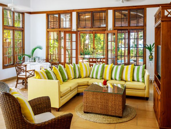 Jamaica Home 979606