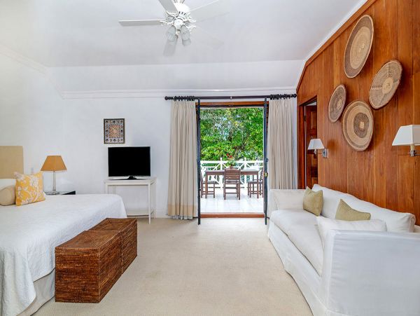 Jamaica Home 979612