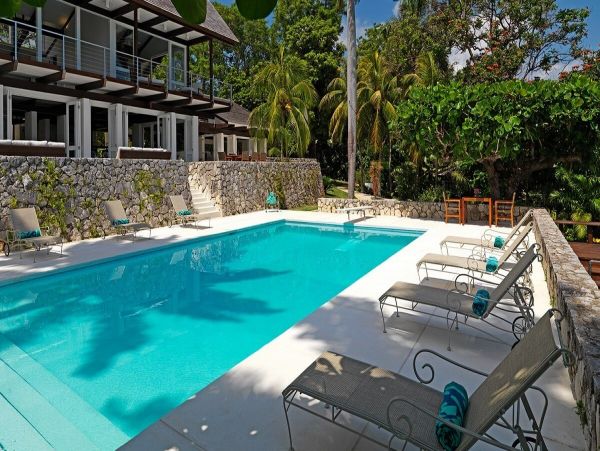 Jamaica Home 979613