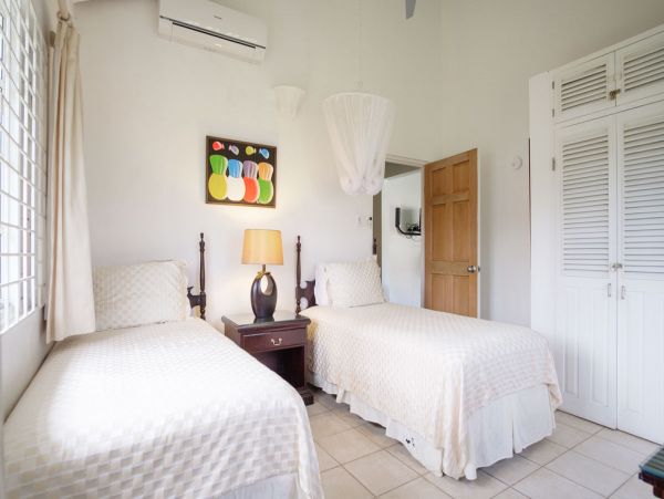 Jamaica Home 979621