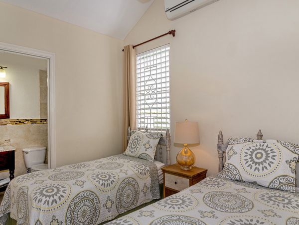Jamaica Home 979626
