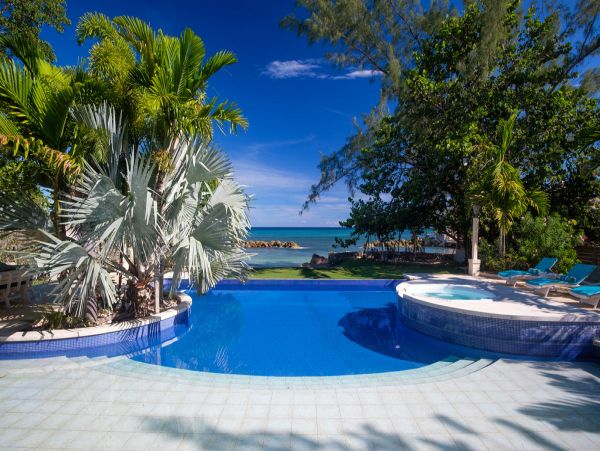 Jamaica Home 979629