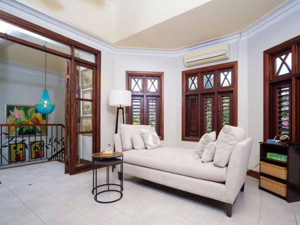 Jamaica Home 979629
