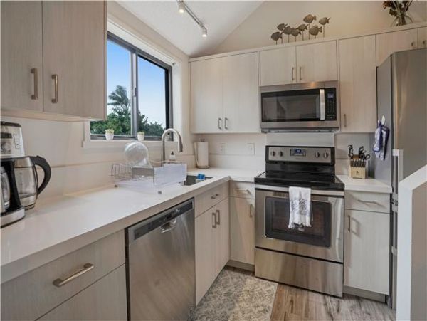 Princeville Two Bedroom Ocean View Vacation Condo
