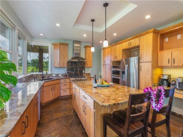 Luxury Four Bedroom Princeville Vacation Villa 10 Guests