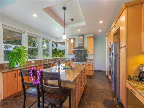 Luxury Four Bedroom Princeville Vacation Villa 10 Guests