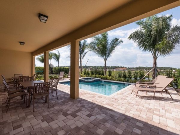 Orlando Vacation Home 10 Bedrooms, Pool & Resort Amenities