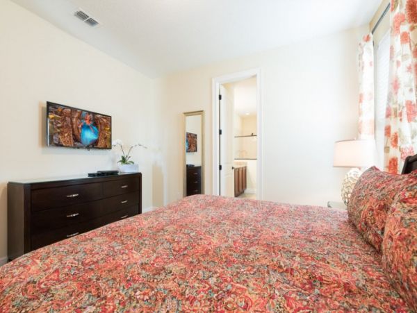 Orlando Vacation Home 10 Bedrooms, Pool & Resort Amenities