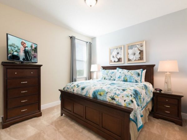 Orlando Vacation Home 10 Bedrooms, Pool & Resort Amenities