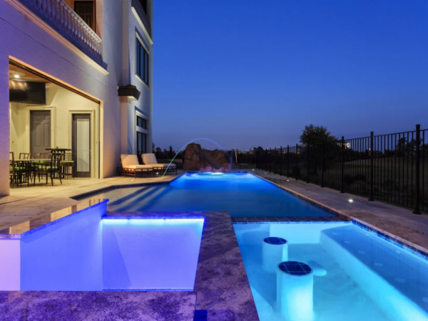 Luxury 10 Bedroom Vacation Home with Amazing Amenities