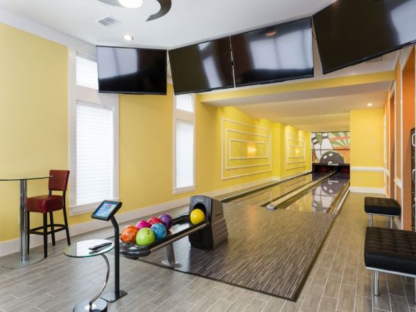 Luxury 10 Bedroom Vacation Home with Amazing Amenities