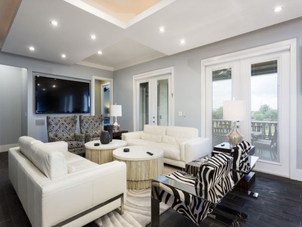 Luxury 10 Bedroom Vacation Home with Amazing Amenities