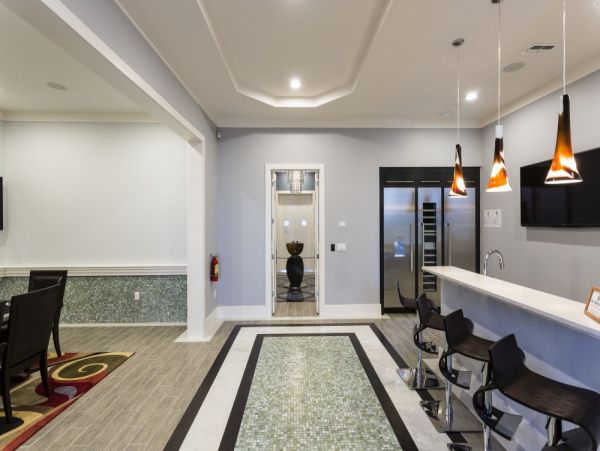 Luxury 10 Bedroom Vacation Home with Amazing Amenities