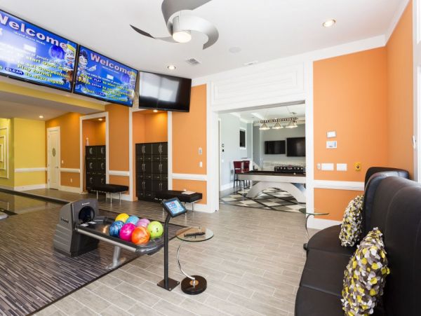 Luxury 10 Bedroom Vacation Home with Amazing Amenities