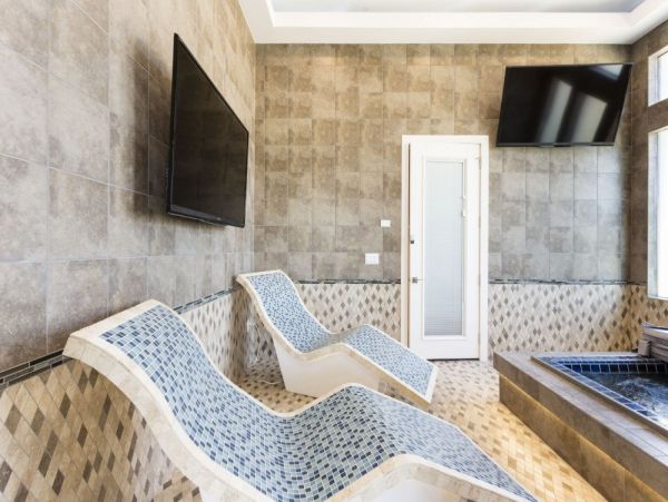 Luxury 10 Bedroom Vacation Home with Amazing Amenities