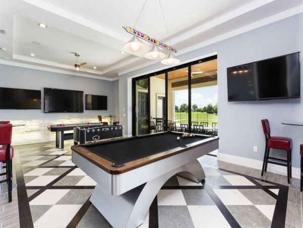 Luxury 10 Bedroom Vacation Home with Amazing Amenities