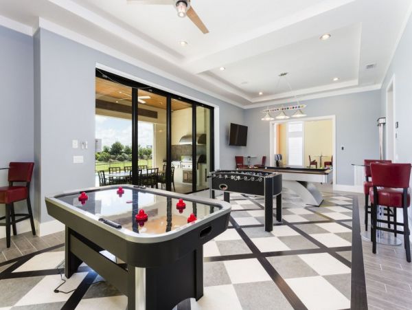 Luxury 10 Bedroom Vacation Home with Amazing Amenities