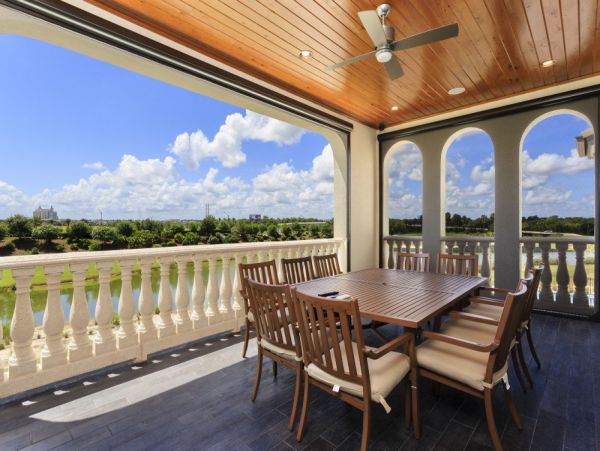 Luxury 10 Bedroom Vacation Home with Amazing Amenities