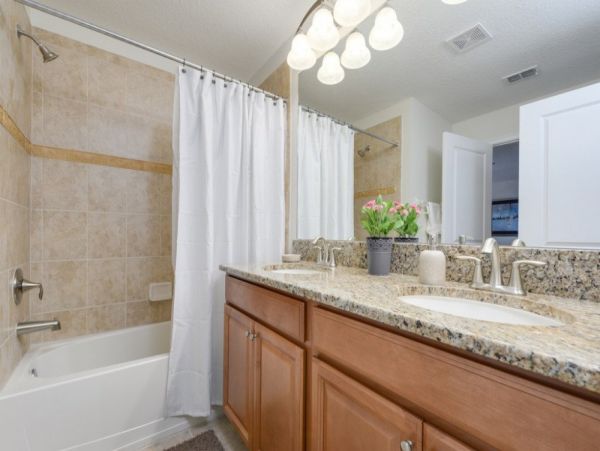 Orlando Home 980015