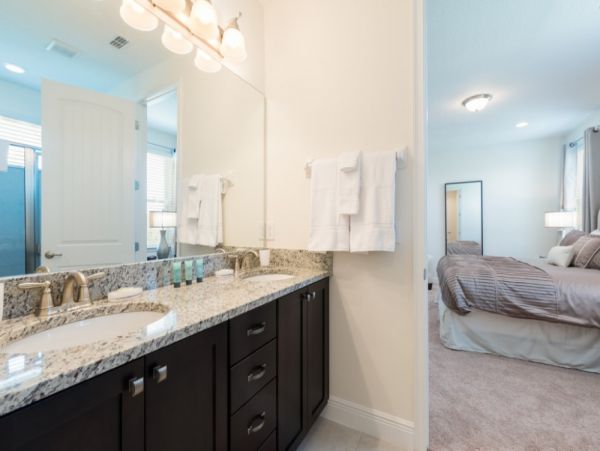 Orlando Home 980017