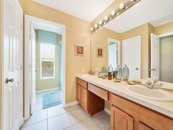 Orlando Home 980088