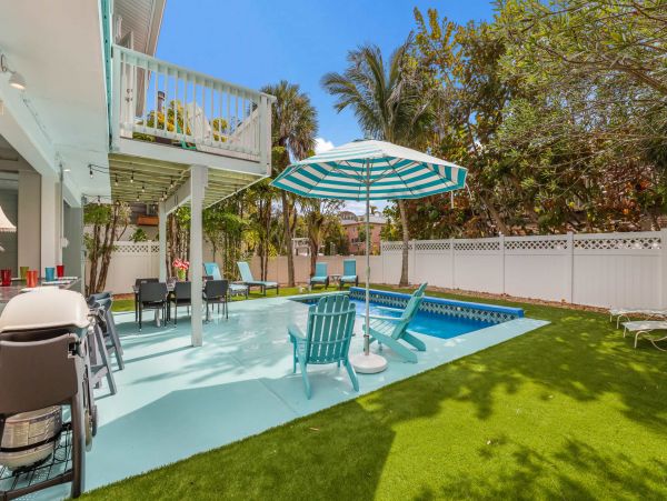 The Ultimate Vacation Pool Home on Anna Maria