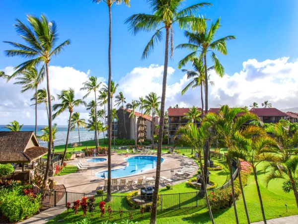 Maui Vacation Rental - Oceanfront Studio on Napili-Honokowai Coast