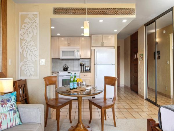 Maui Vacation Rental - Oceanfront Studio on Napili-Honokowai Coast
