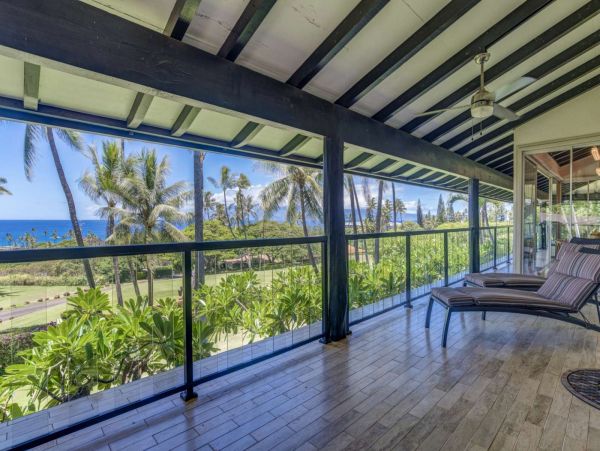 Spacious Vacation Ocean View Duplex in Kaanapali Close to Beach