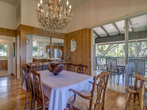 Spacious Vacation Ocean View Duplex in Kaanapali Close to Beach