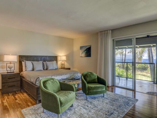 Spacious Vacation Ocean View Duplex in Kaanapali Close to Beach