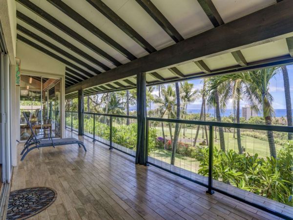 Spacious Vacation Ocean View Duplex in Kaanapali Close to Beach