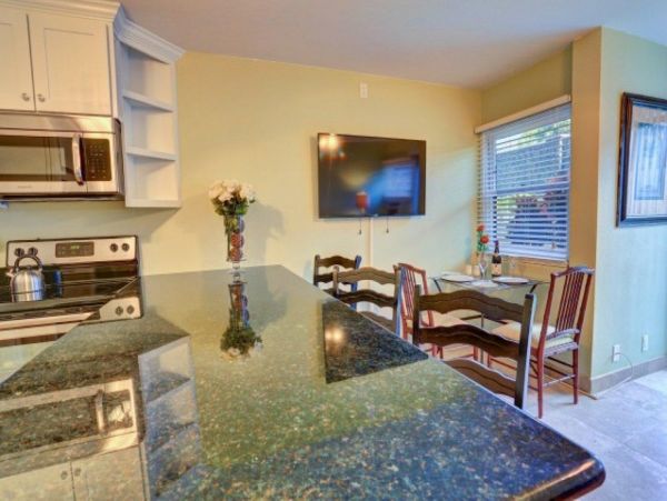 Lahaina Condo 980183