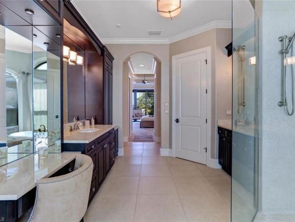 Las Vegas Luxury Vacation Rental Home Ten Bedrooms
