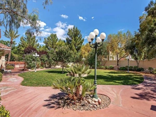 Las Vegas Luxury Vacation Rental Home Ten Bedrooms