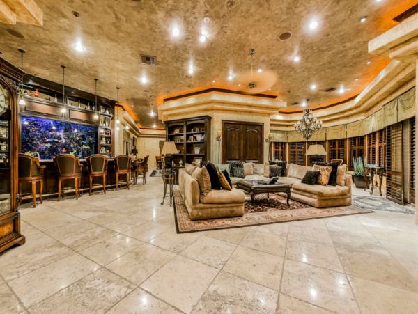 Las Vegas Luxury Vacation Rental Home Eleven Bedrooms