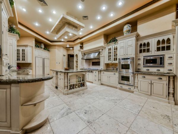 Las Vegas Luxury Vacation Rental Home Eleven Bedrooms