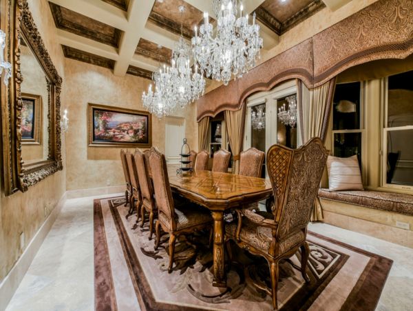 Las Vegas Luxury Vacation Rental Home Eleven Bedrooms