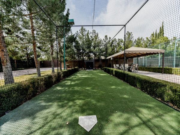 Las Vegas Luxury Vacation Rental Home Eleven Bedrooms