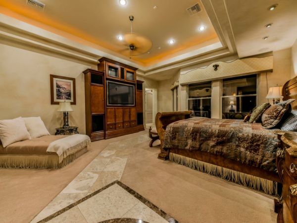 Las Vegas Luxury Vacation Rental Home Eleven Bedrooms
