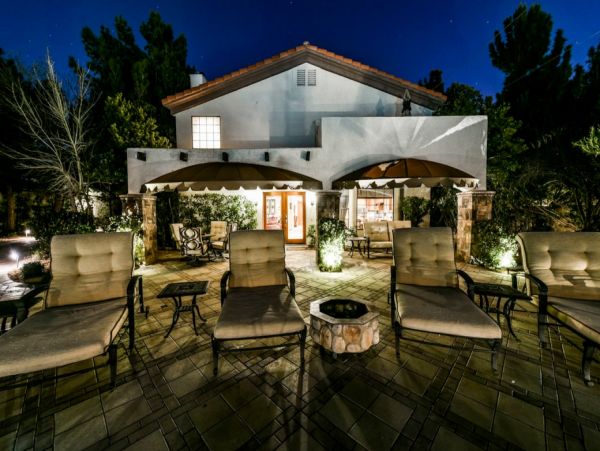 Las Vegas Luxury Vacation Rental Home Eleven Bedrooms