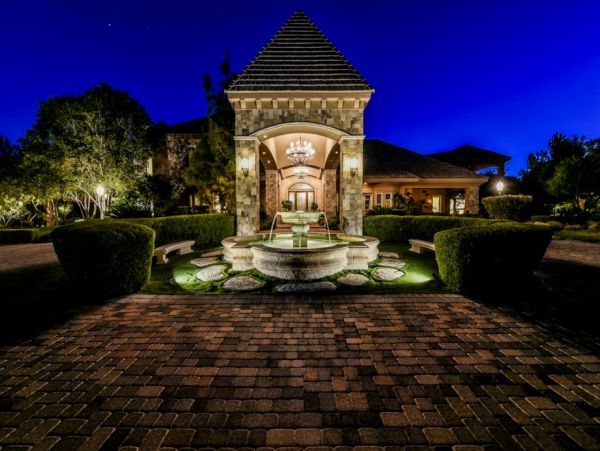 Las Vegas Luxury Vacation Rental Home Eleven Bedrooms