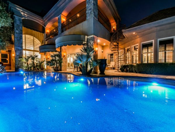 Las Vegas Luxury Vacation Rental Home Eleven Bedrooms