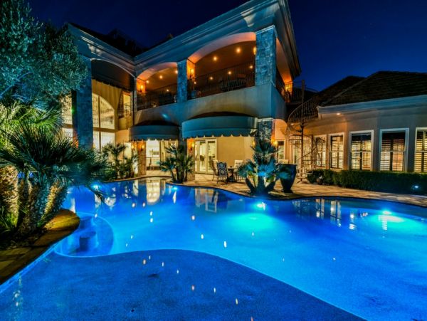 Las Vegas Luxury Vacation Rental Home Eleven Bedrooms
