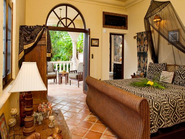 St. John Home 980280