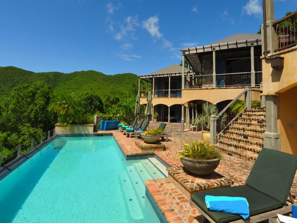 St. John Home 980281